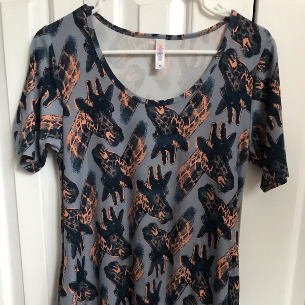 A Giraffe Shirt!! What?!